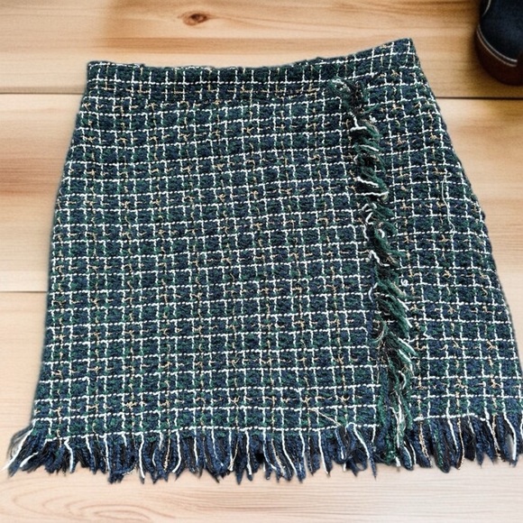 Le Lis Plaid Mini Skirt Medium Blue Green Side Zip Fringe Lined Fall Winter - Picture 2 of 4